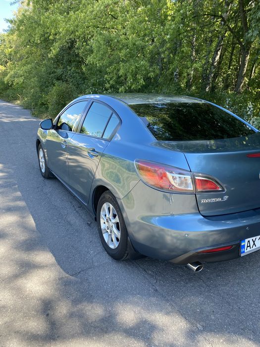 Продам мазда 3 1.6 бензин