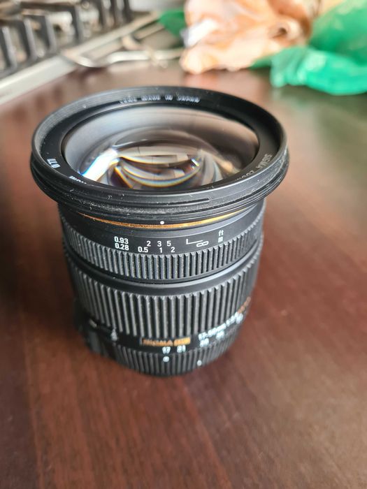 Sigma 17-50 F2.8 EX DC OS