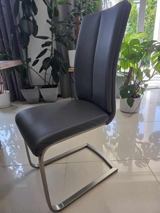 Krzesła tapicerowane ciemnoszare ekoskóra – 6 sztuk. Cena za 1 krzesło