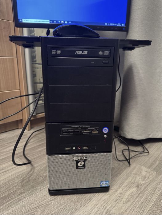 Компʼютер ASUS Vento A8