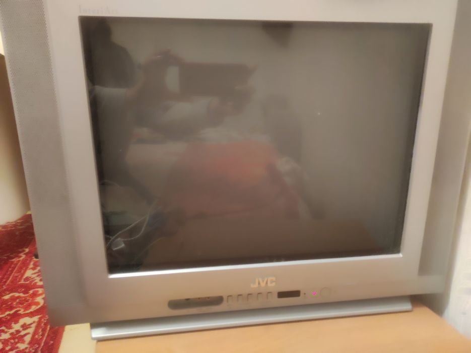 Продам Телевизор JVS