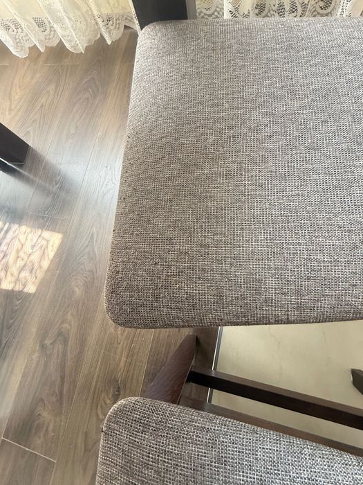 Stół do jadalni  z krzesłami