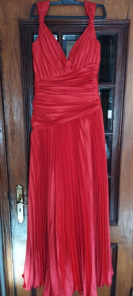 Vestido de cerimónia vermelho