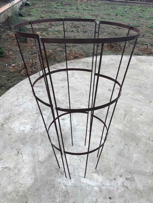 Кустодержатель стальной окрашенный