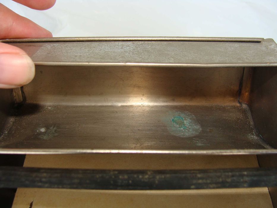 Limpa Navalhas de Barbear Antigo