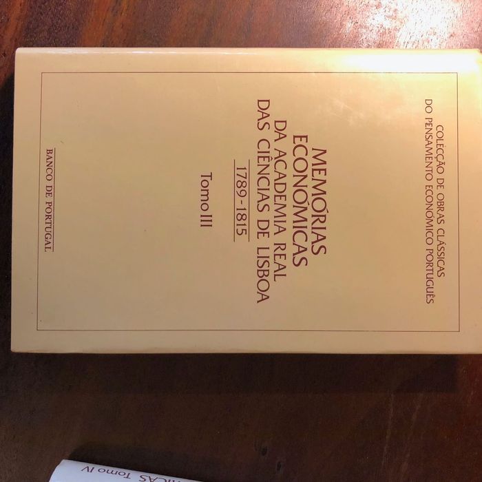 Memórias Económicas