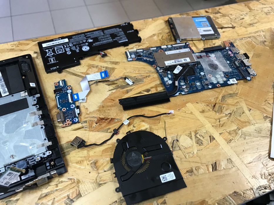 Майстер Компютери Ноутбуки Ремонт Чистка Діагностика Налаштування