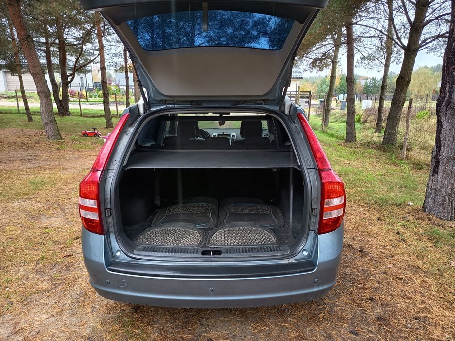 Kia Cee'd kombi,benzyna 1,6+gaz , 2007 rok.