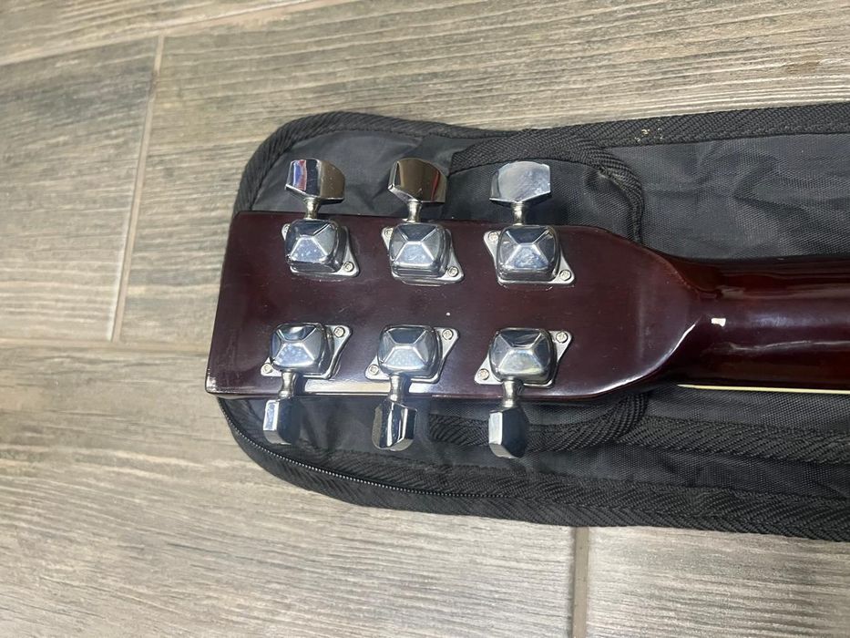 Акустична Гітара Bandes