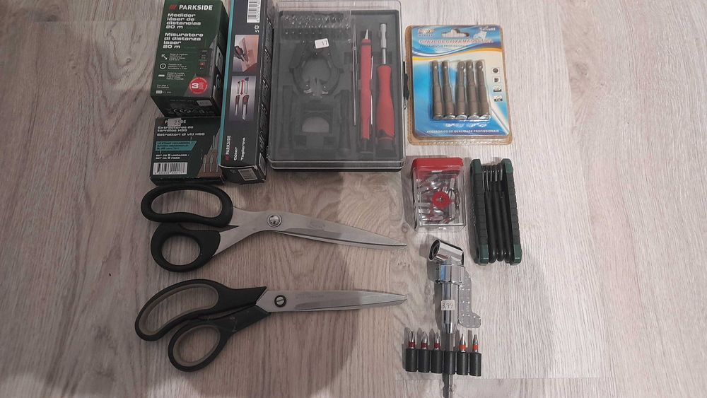 Várias ferramentas Novas