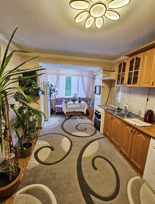 Продам 2-к квартиру 69 кв.м, 3/9 эт, ул Парковая (3-230-586 ОФ)