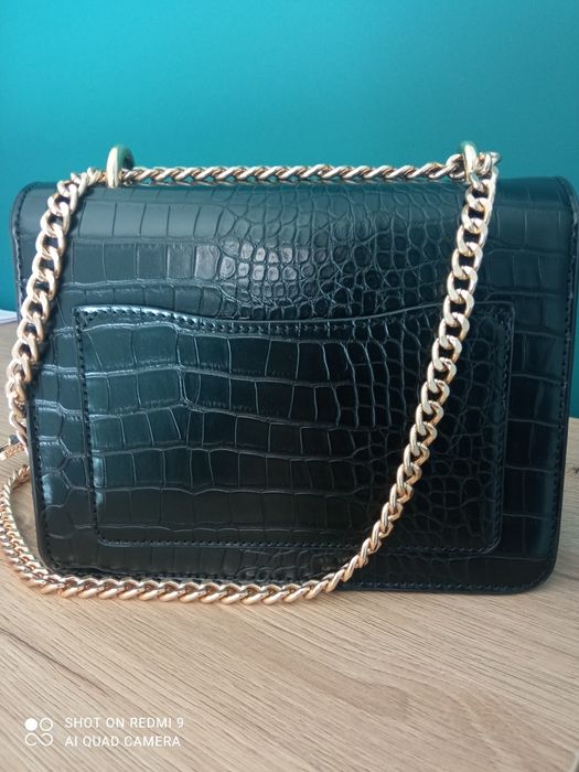 Elegancka torebka listonoszka