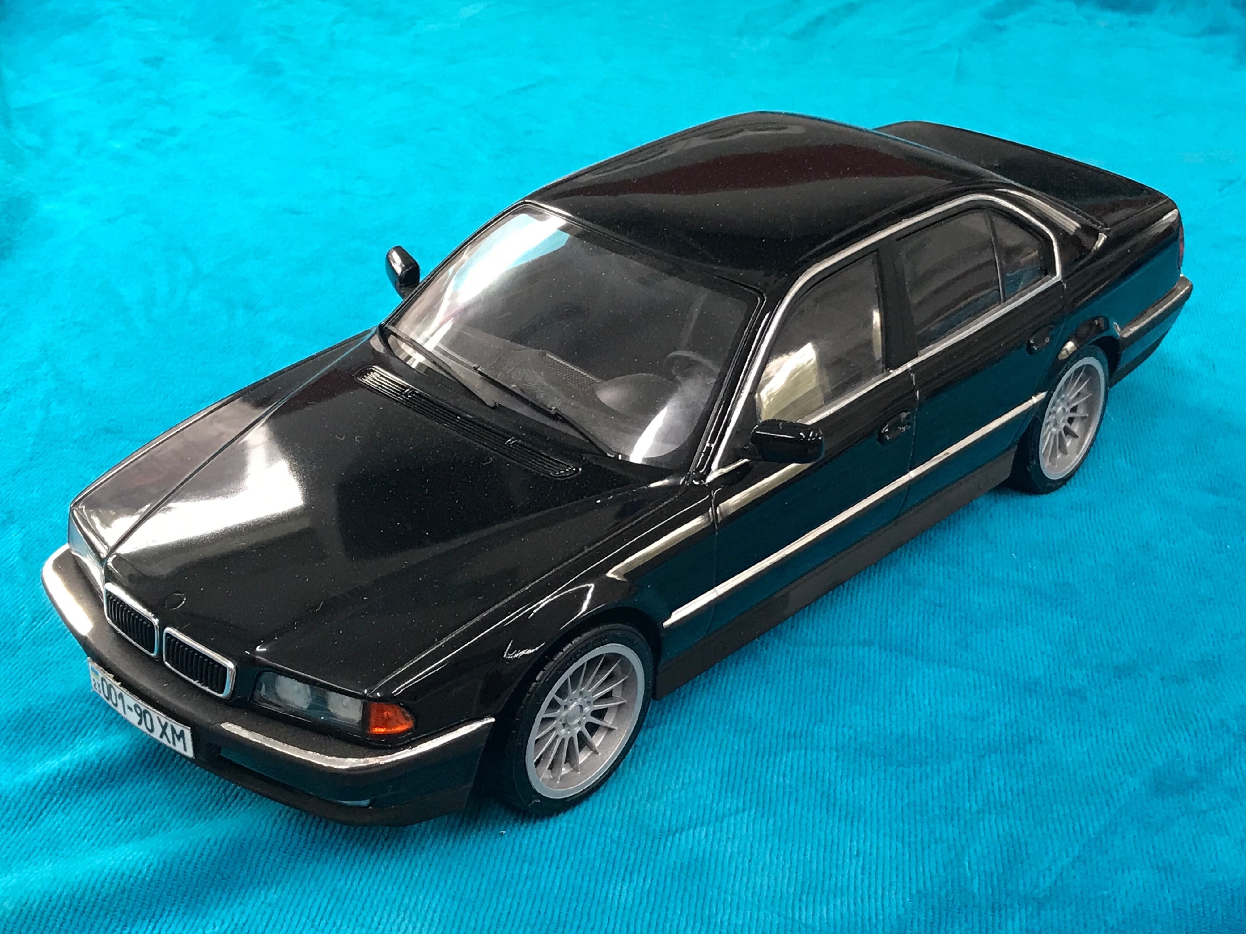 Bmw e38 1/18 обмен