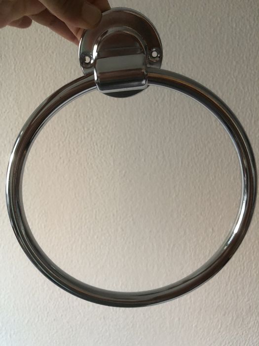 Suporte para toalha de mãos