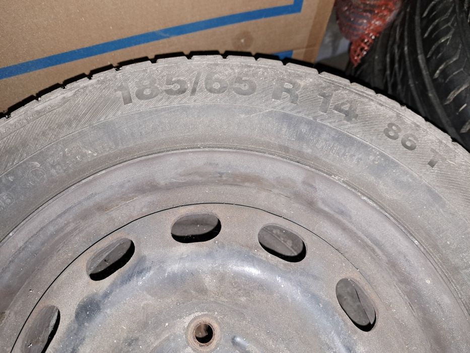 Sprzedam felgi do forda