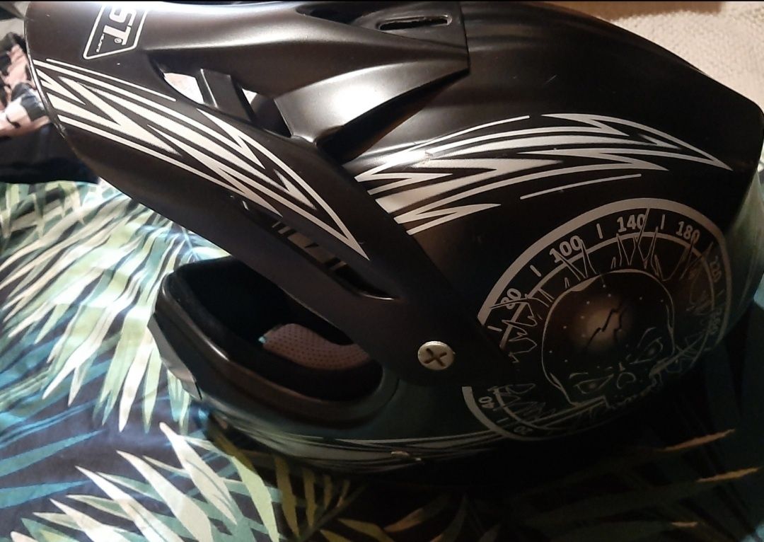Kask dziecięcy Enduro Monster roz. XS