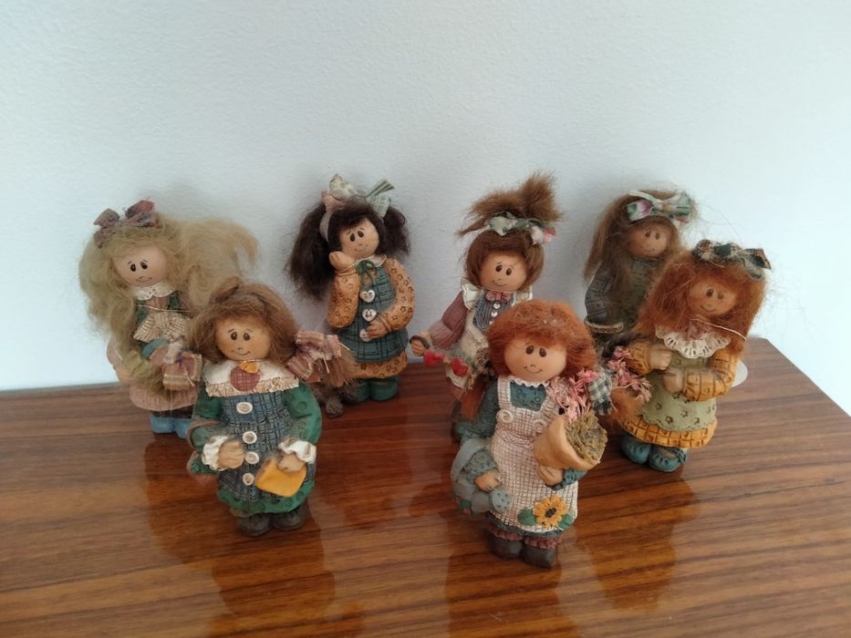 Bonecas Avon 7 dias da semana