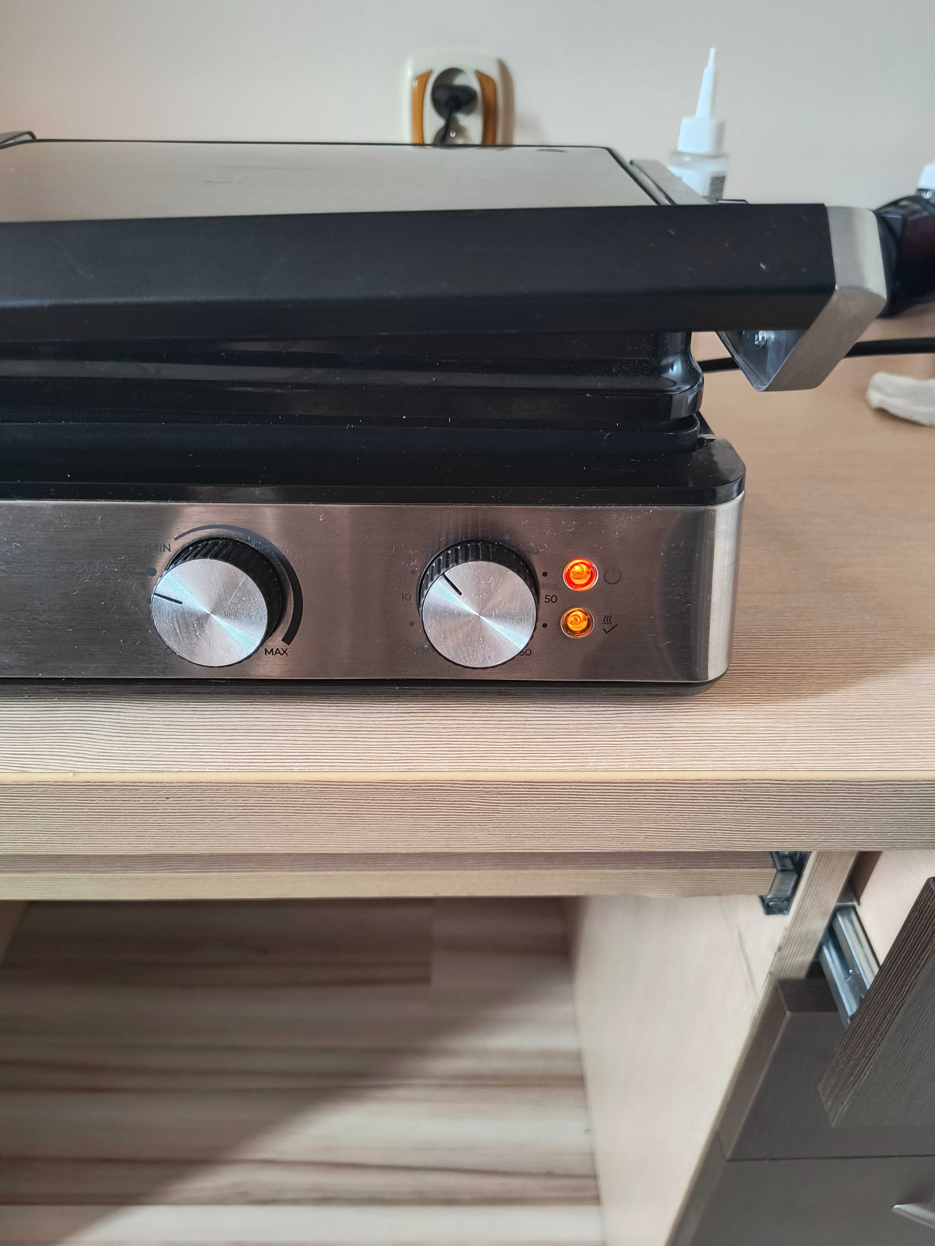 Grill elektryczny Cecotec Rock'nGrill Blaze