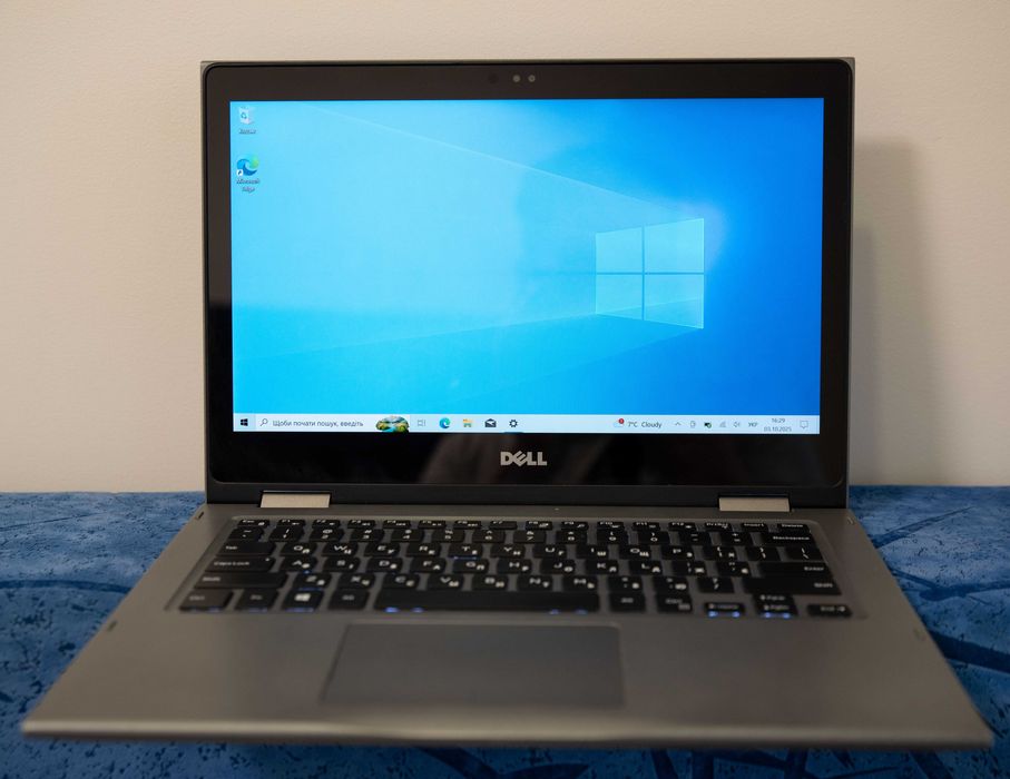 Ультрабук сенсорний Dell Inspiron 13 5379 2in1 P69G i5-8250U 16/240Gb