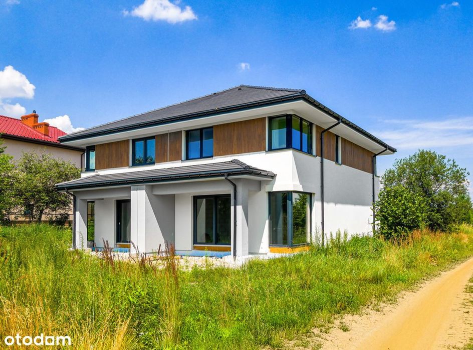 Bliźniak z dużym ogrodem w sąsiedztwie lasu