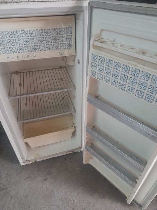 Продам холодильник