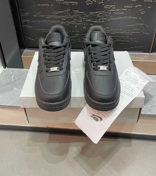 Butymęskie Nike Air force 1 czarny Obuwie sportowe Roz.44