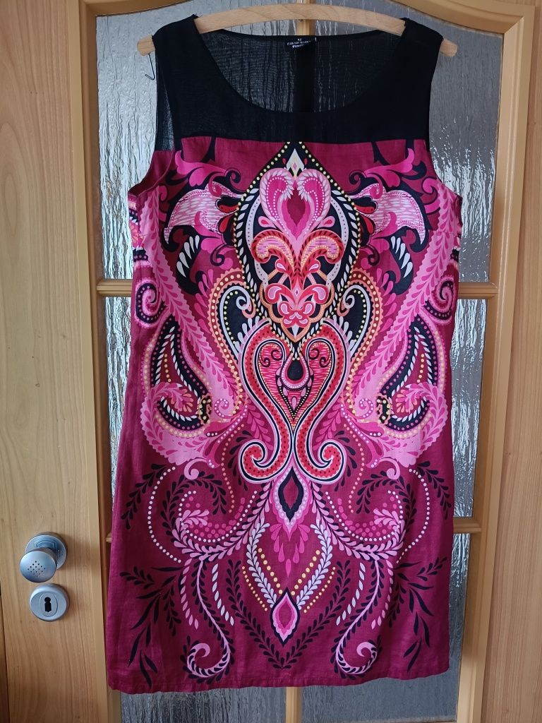 Sukienka z podszewką,stan idealny,rozm.40,Takko fashion