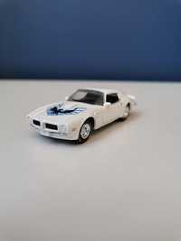 Johnny Lightning Pontiac Firebird 1973