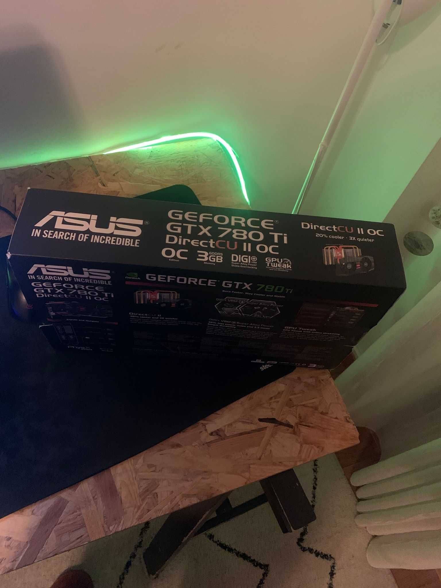 Placa Gráfica GTX 780 Ti ASUS DirectCU II OC 3GB GDDR5