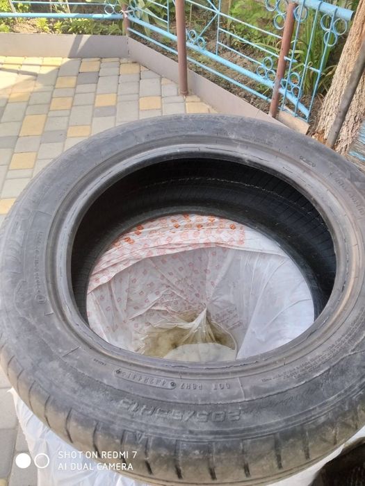 Продам літні  шини