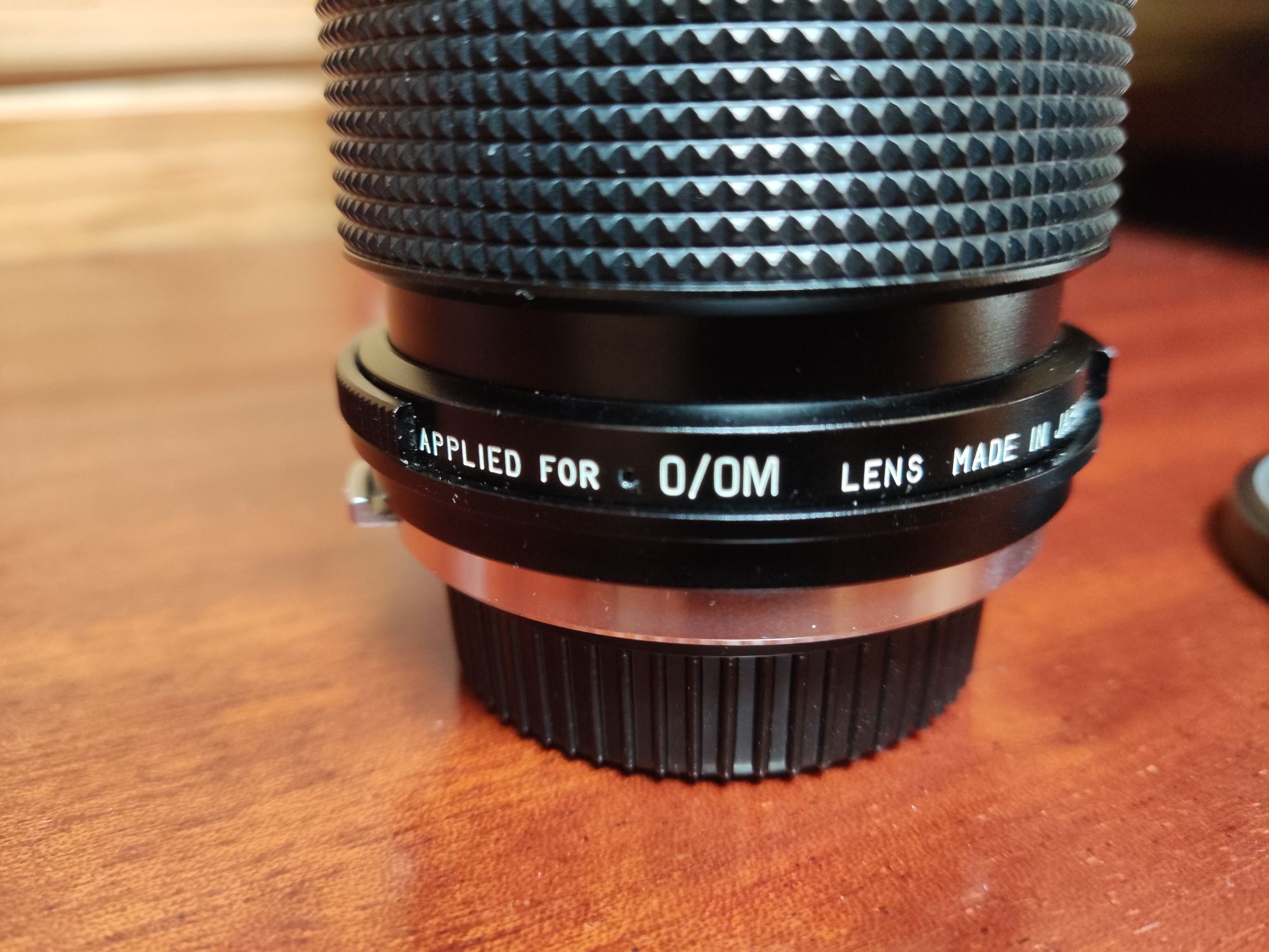 Objectiva 75-200 montagem OM Olympus