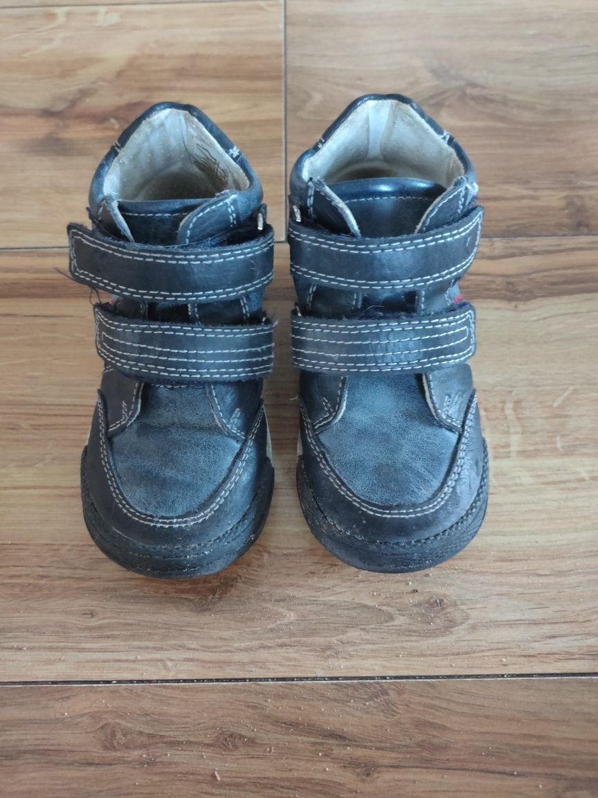 Skórzane buty Kornecki r.23, dl wkładki 13 cm