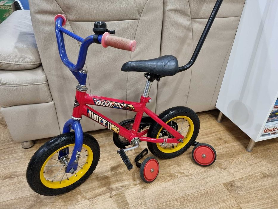 Rower dziecięcy z bocznymi kółkami