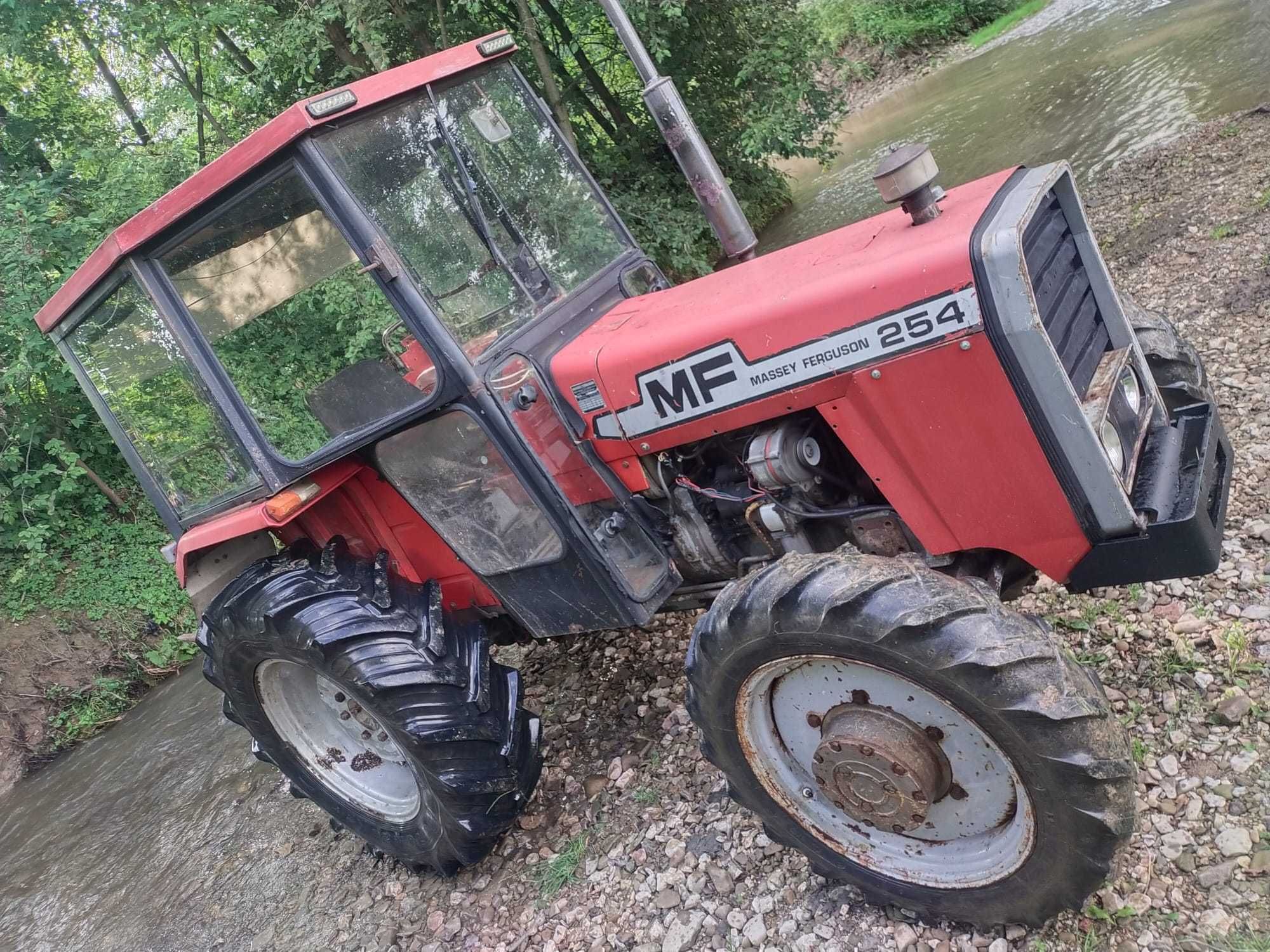 Massey Ferguson 254 Mf 4235tur. Landini Ursus Renault