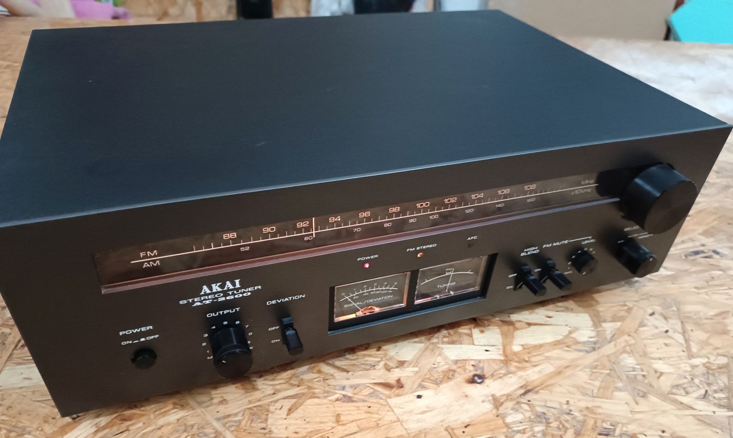 Tuner Akai AT-2600 como novo