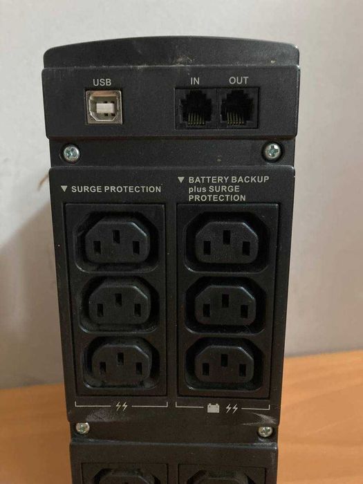 ДБЖ Eaton 5110 500 VA безперебійник, з батареєю!