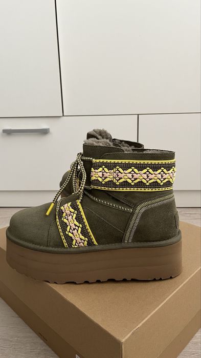 Угги UGG Classic Mini Braid Platform