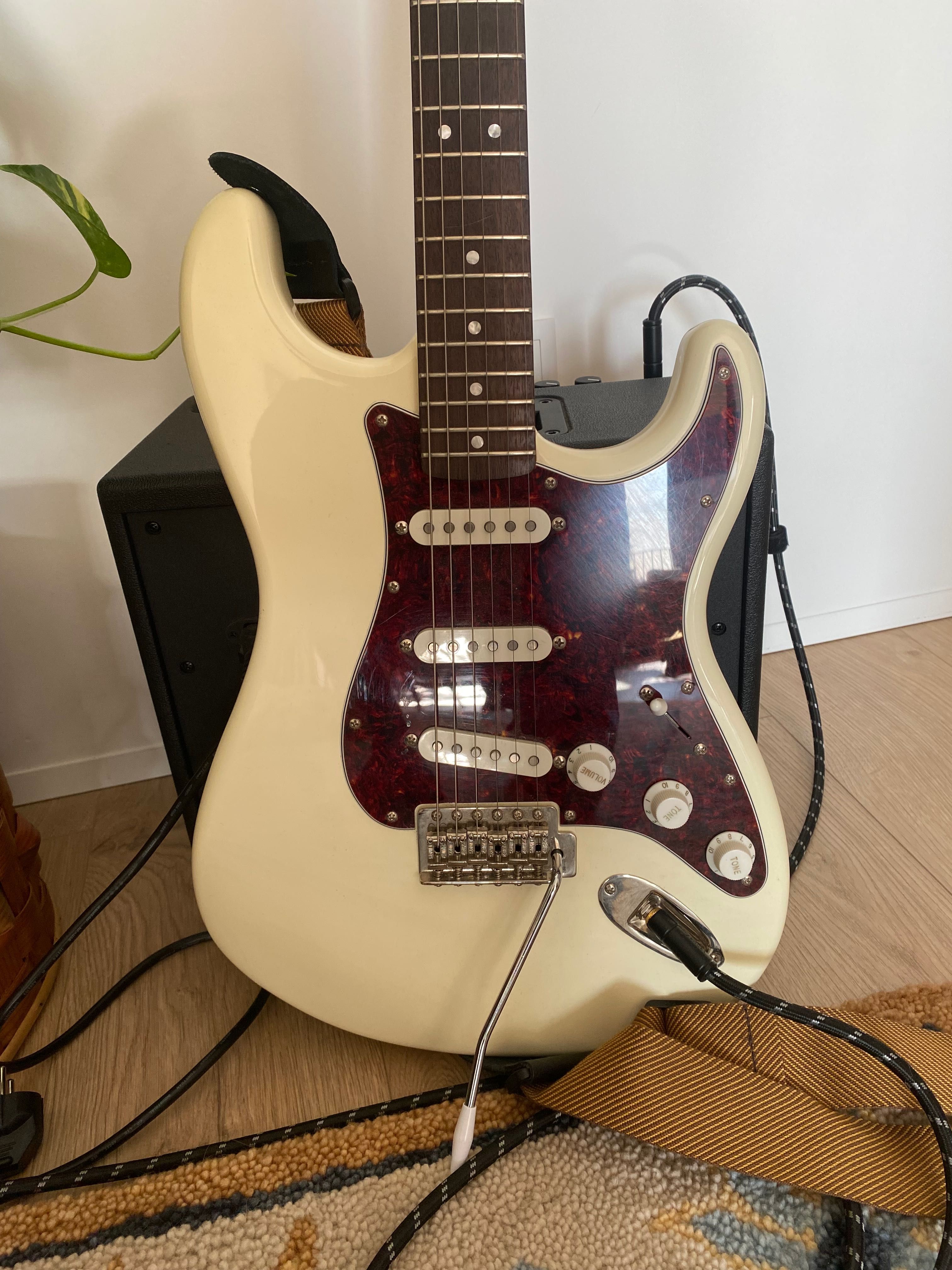 Squier Classic Vibe 70s