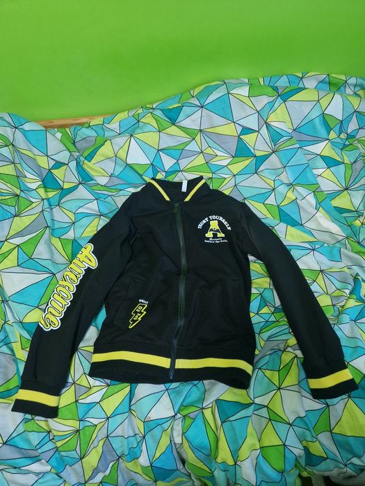 Bluza sportowa czarno-zółta chłopięca