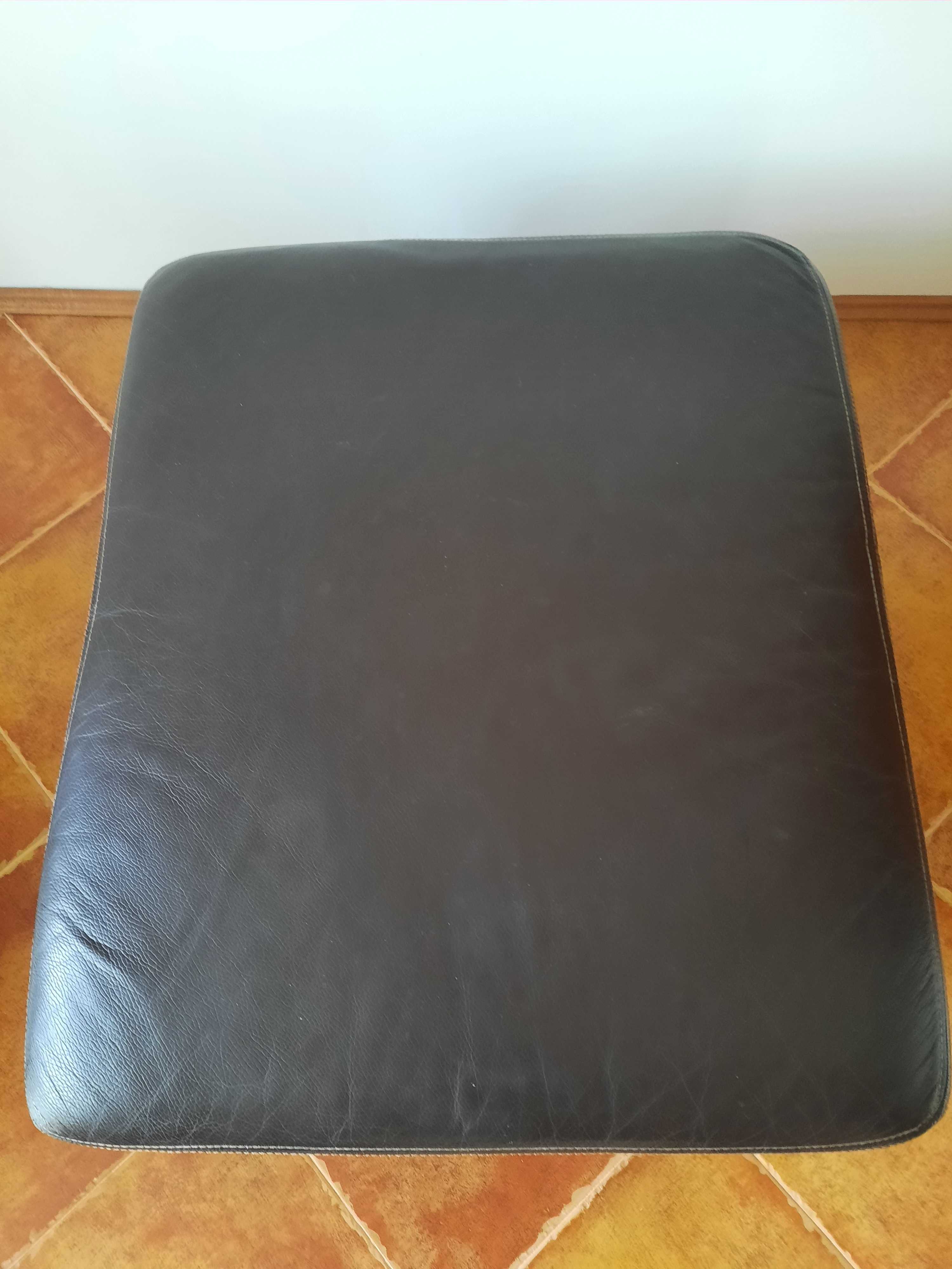 Duża pufa skórzana