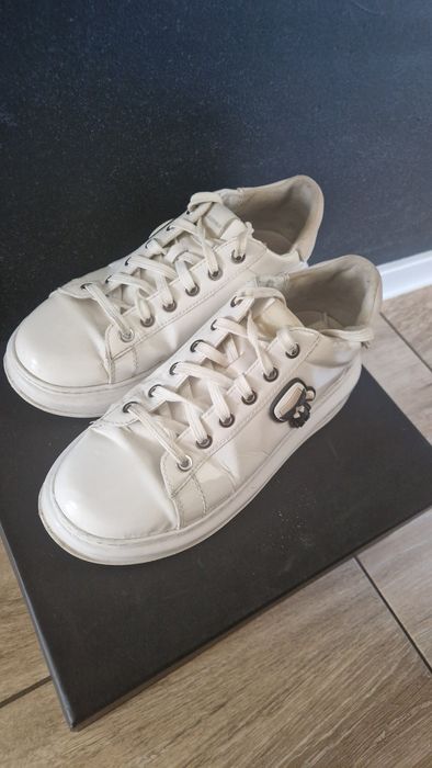 Karl lagerfeld 37