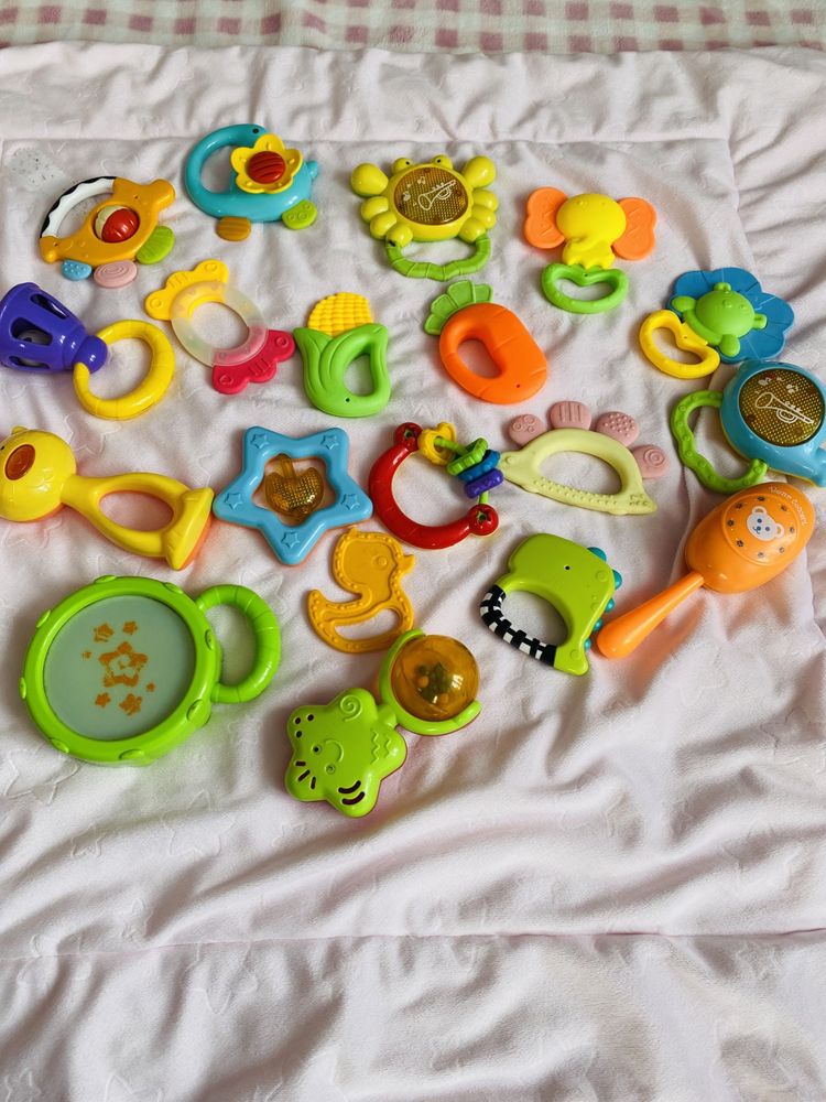 Іграшки для діток