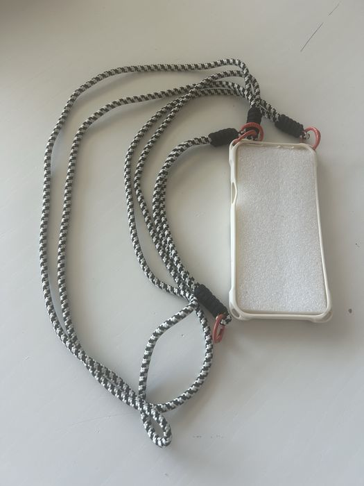 Capas iPhone 16 Pro Max