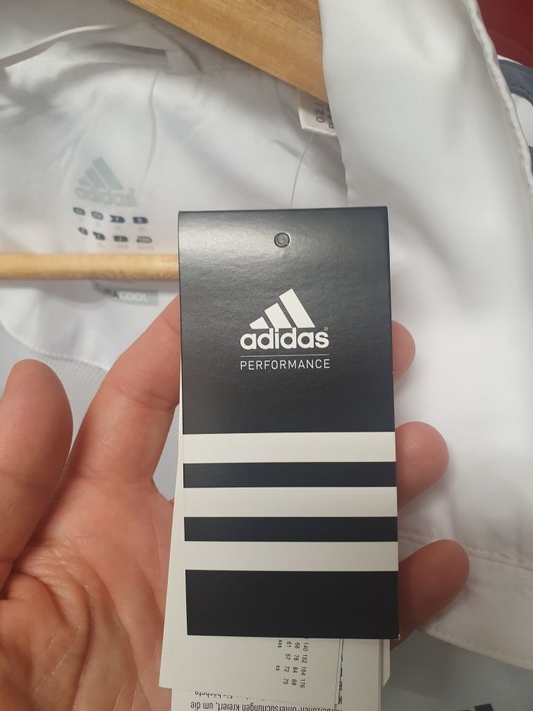 Sportowa kurtka Adidas