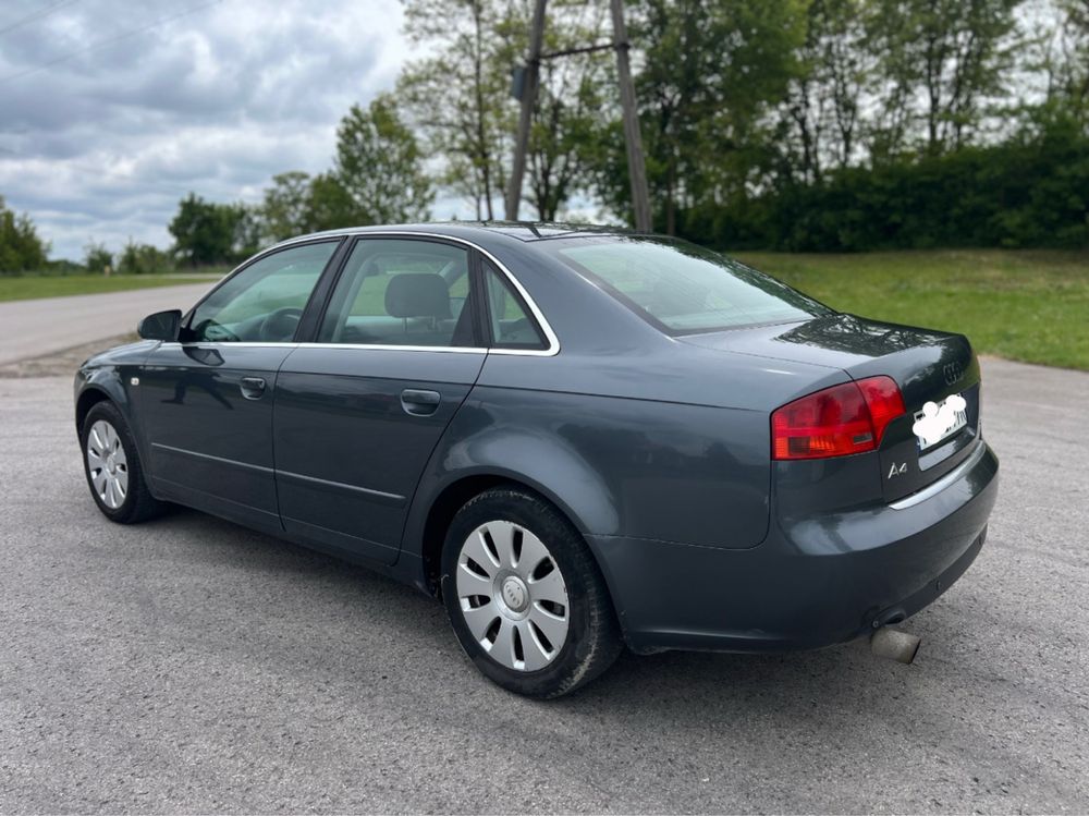 Audi A4B7 2.0 benzyna zadbana