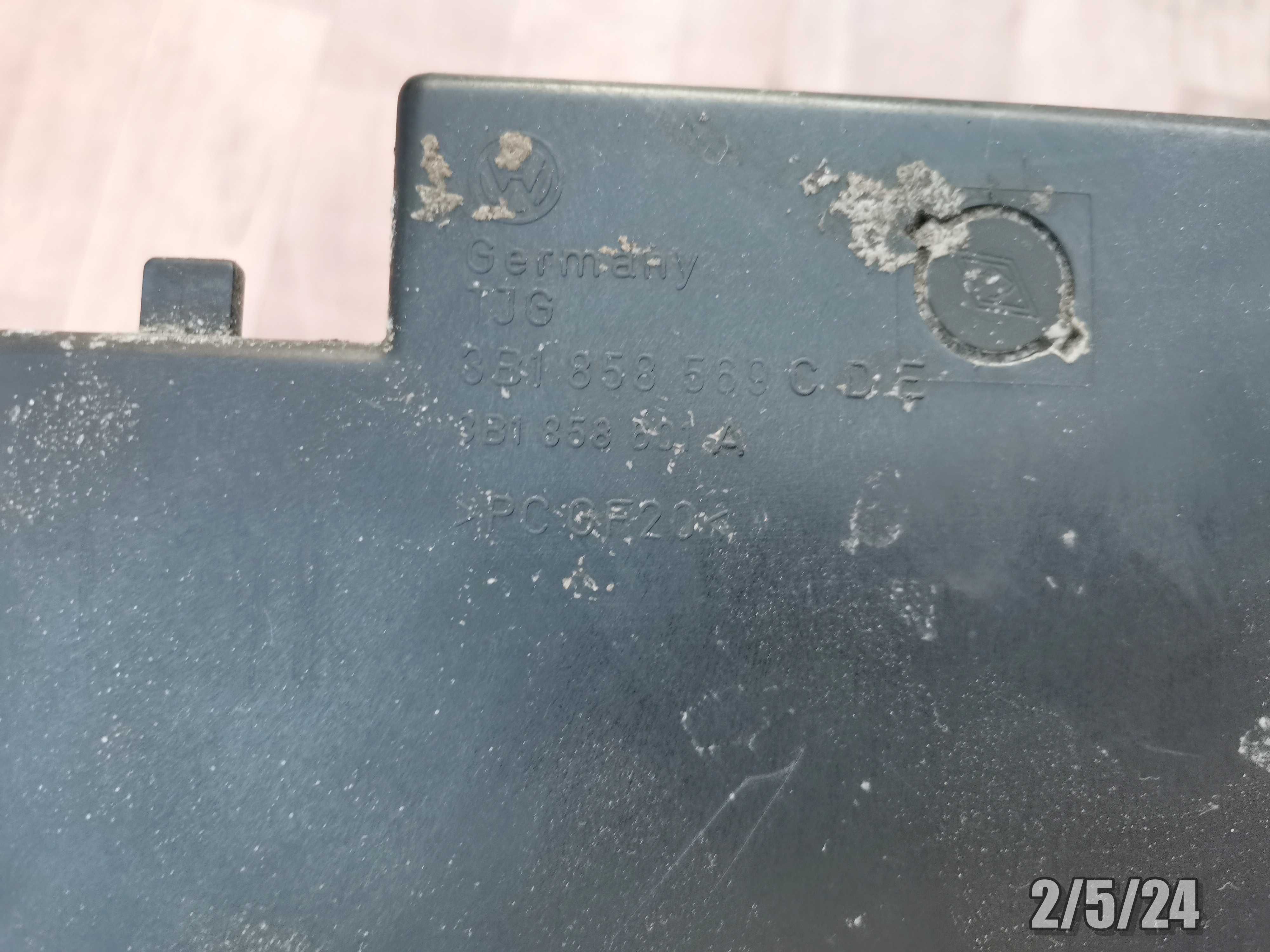 VW Passat B5 FL lift Uchwyt na kubki Cupholder