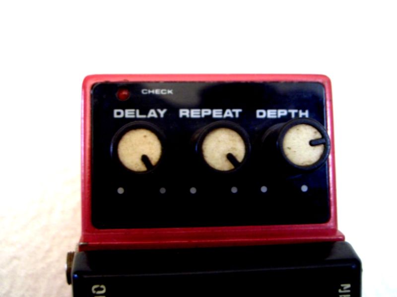 Pedal Delay para baixo guitarra.