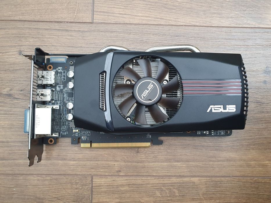 placa gráfica ASUS Radeon HD 6850