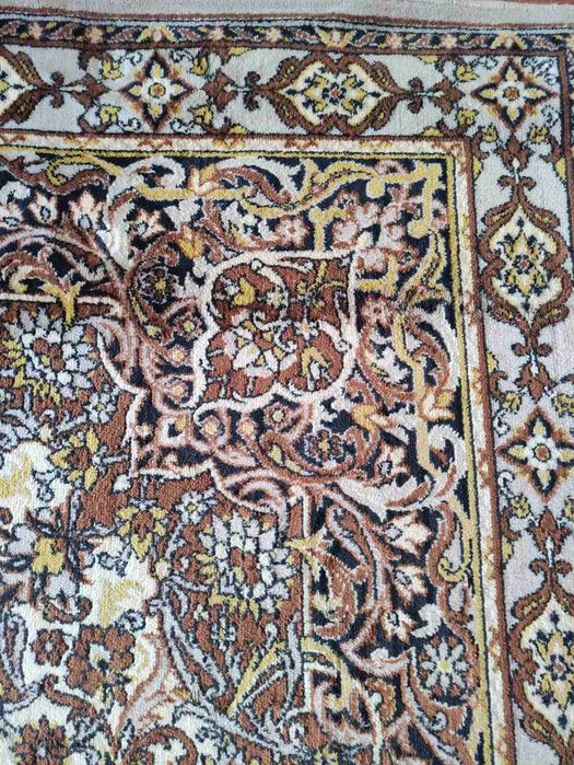 Продам килим гарний стан