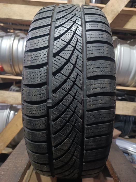 Всесезонна шина одиночка PLATIN 205/50 R17 розпаровка Р17